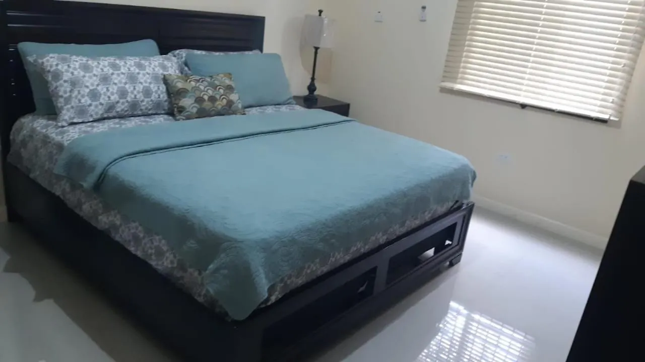 Luxury At Fairway Lejlighed Kingston Jamaica